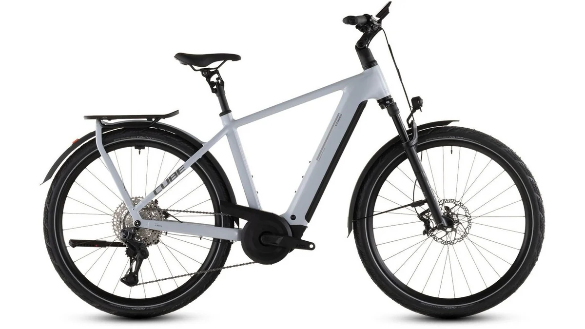 Cube Kathmandu Hybrid SLX 800