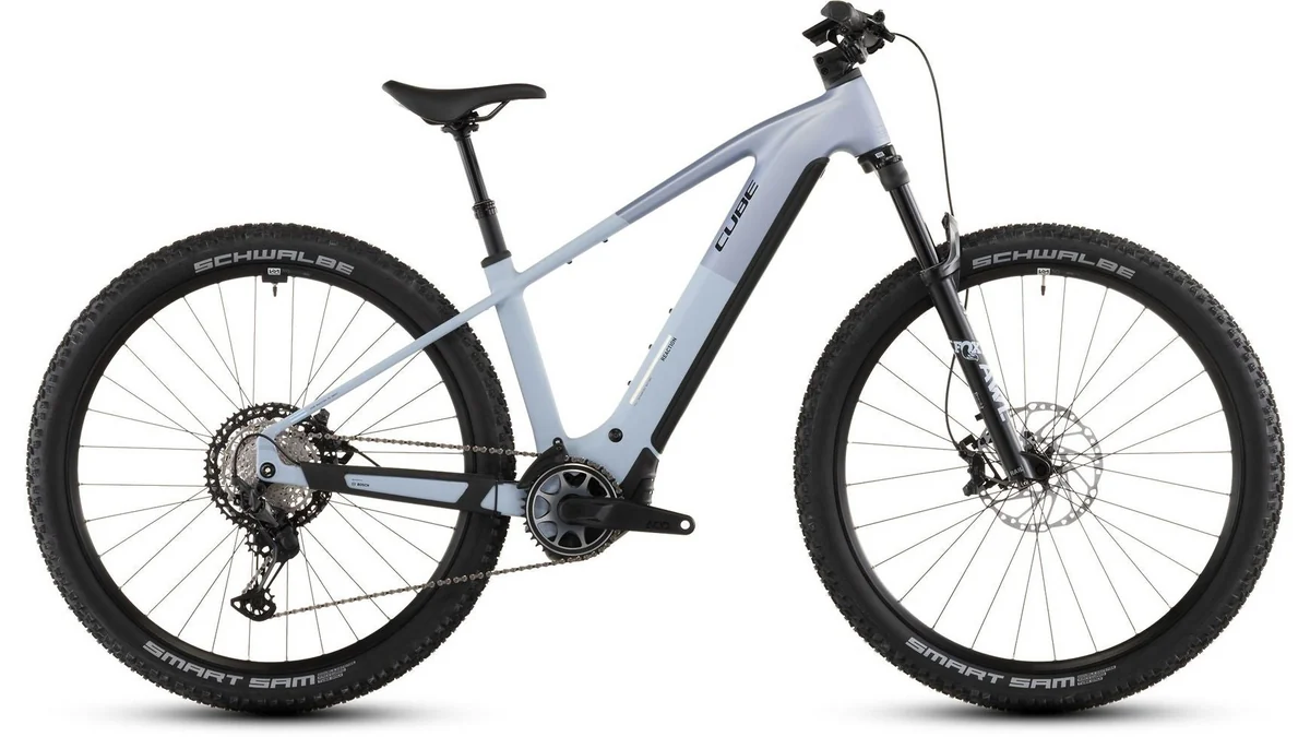 Cube Reaction Hybrid SLX 800
